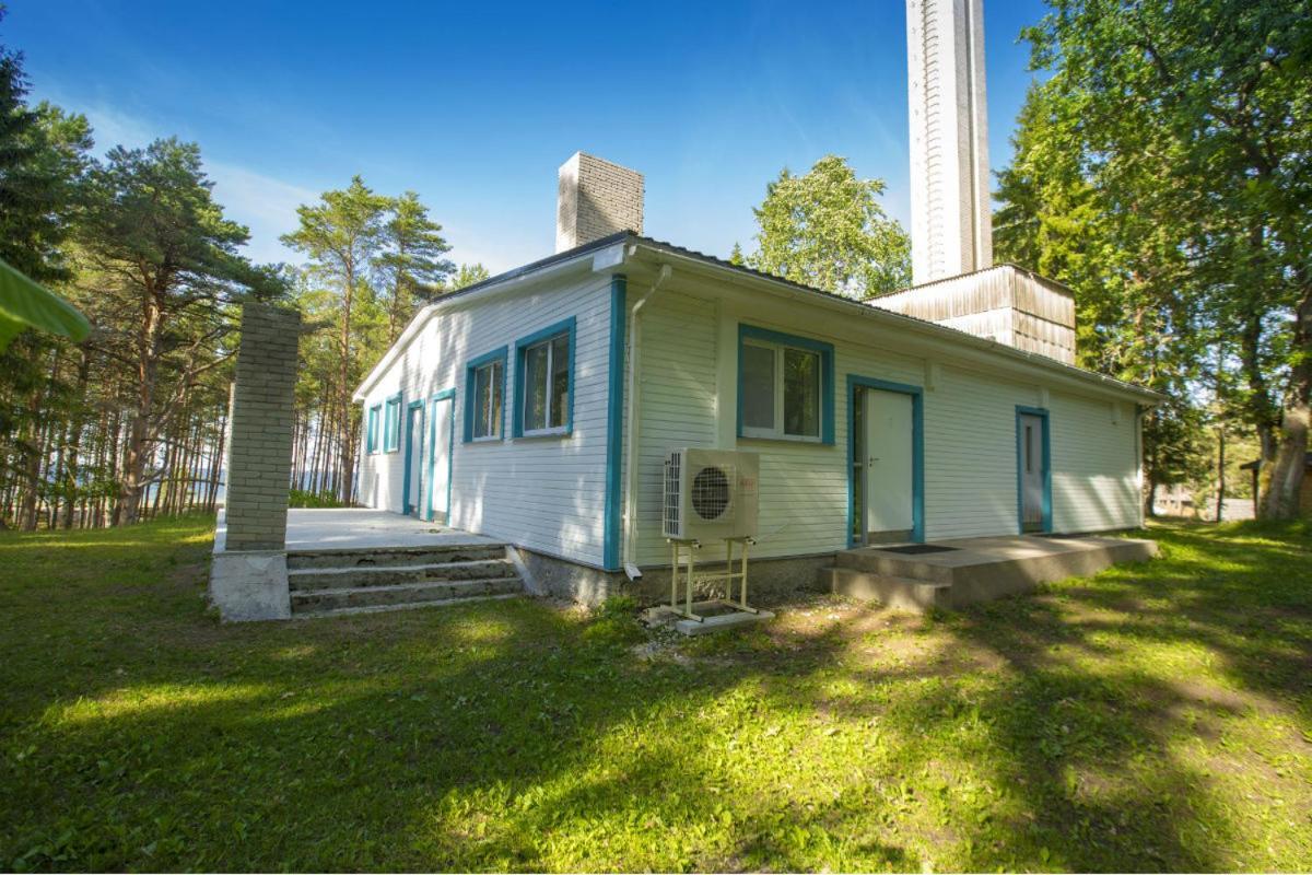 Puhkekeskus Valkla Rand- Simple Accomodation Exterior photo